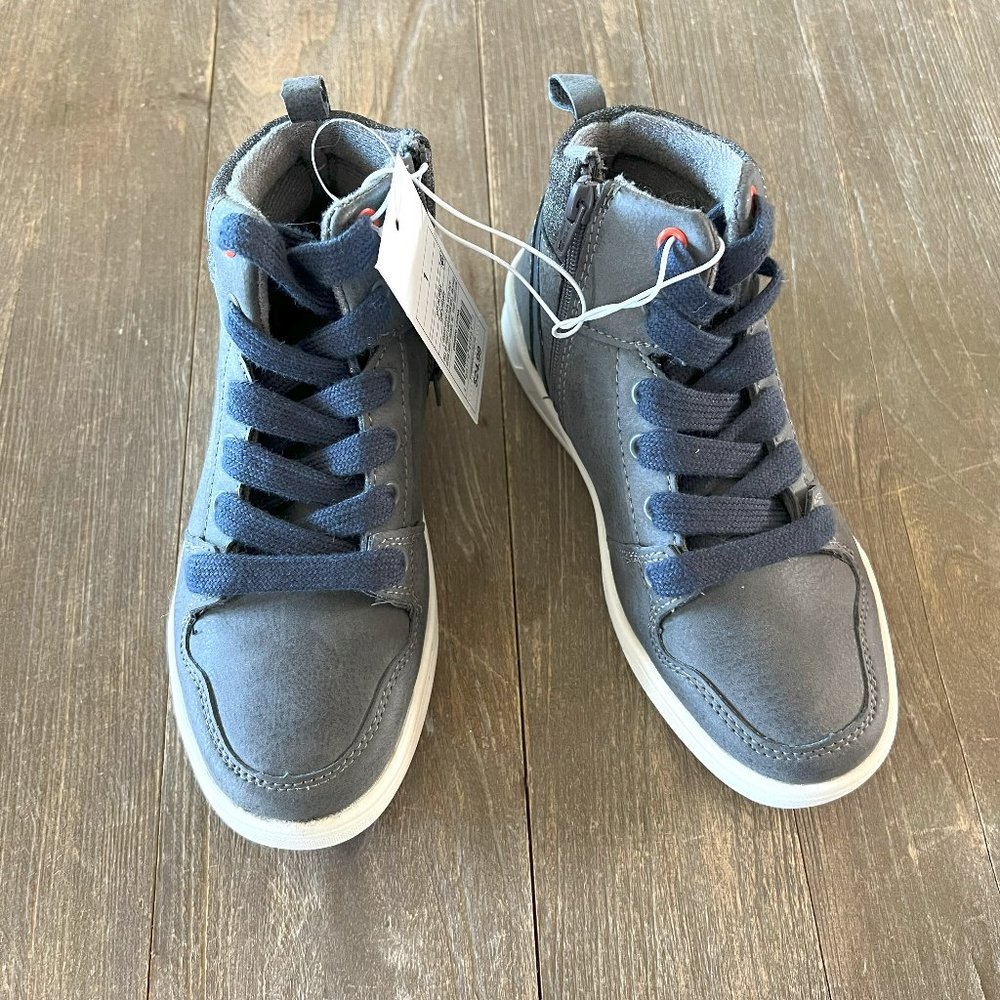 NWT Art Class Hightop Youth Size 1